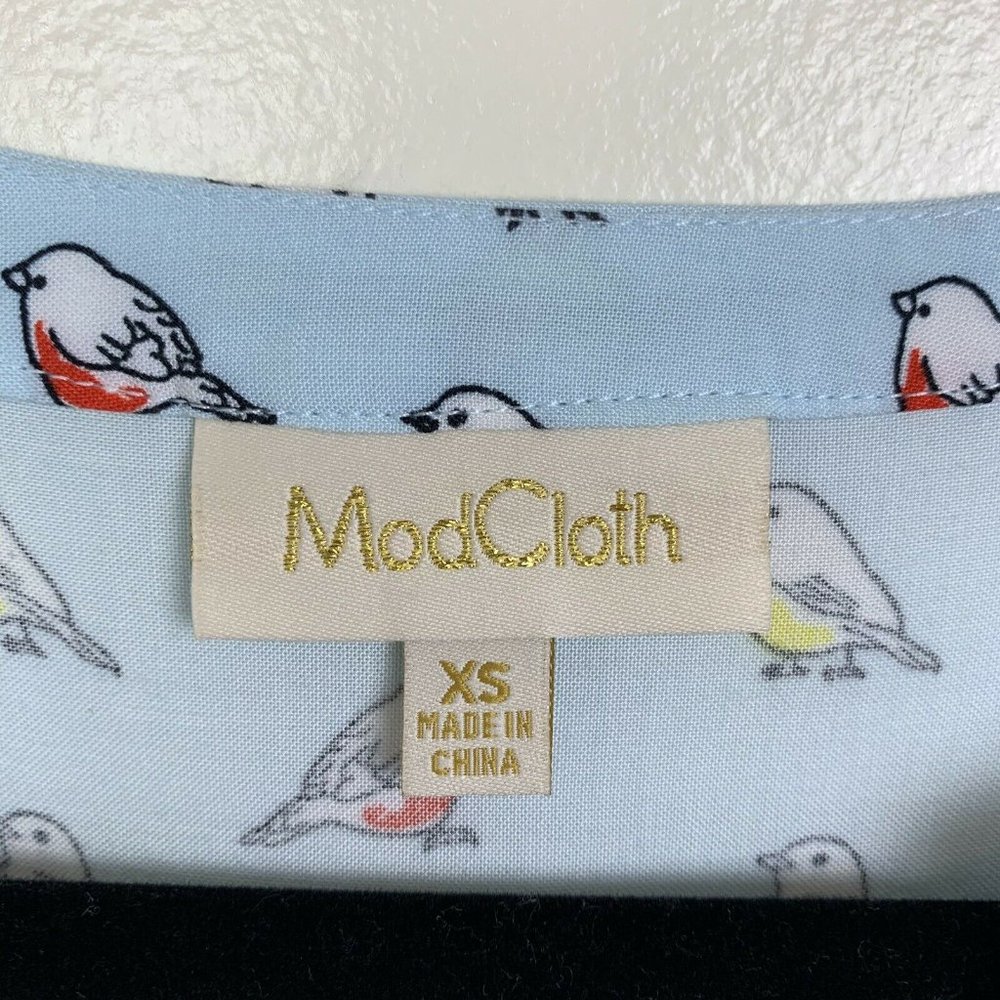 Modcloth Womens Size XS Blue Sleeveless Top - Picture 3 of 4